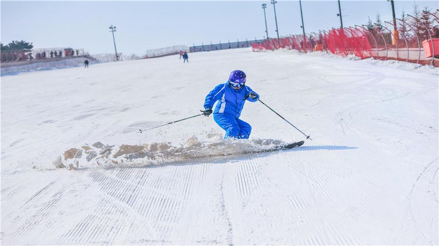 热高冰雪世界