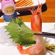 有喜屋深夜食堂 徐家汇店 餐馆 店面很大 从外到里的装修都是相当日式 分分钟一秒在京都哦 X 携程攻略