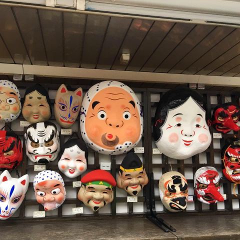 卖面具的地方 浅草寺