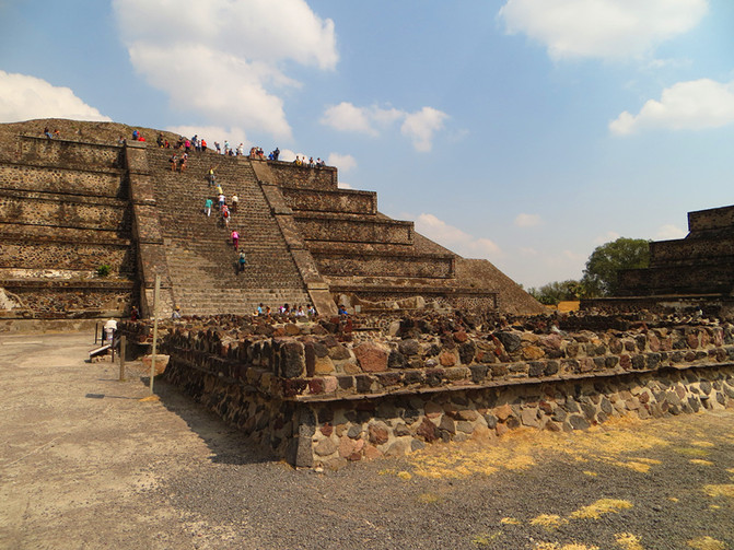去墨西哥探寻玛雅文明的秘密1 --太阳金字塔月亮金字塔