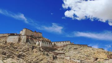 西藏_宗山古堡