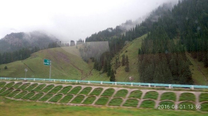 8月1日:霍尔果斯口岸、赛里木湖