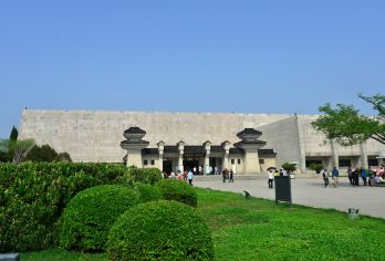 陕西西安兵马俑+华清宫一日游【可选秦唐深度游/小团/VIP】【[秦风唐韵经典线]—— 一站打卡兵马俑、华清池双 5A 景区；】