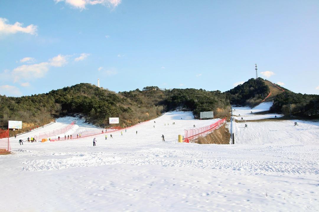 云佛滑雪场