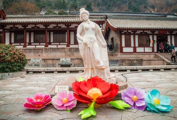 西安秦始皇帝陵博物院+华清宫一日游【经典大团/私家小团）】【安心舒适，市区三环内上门接】