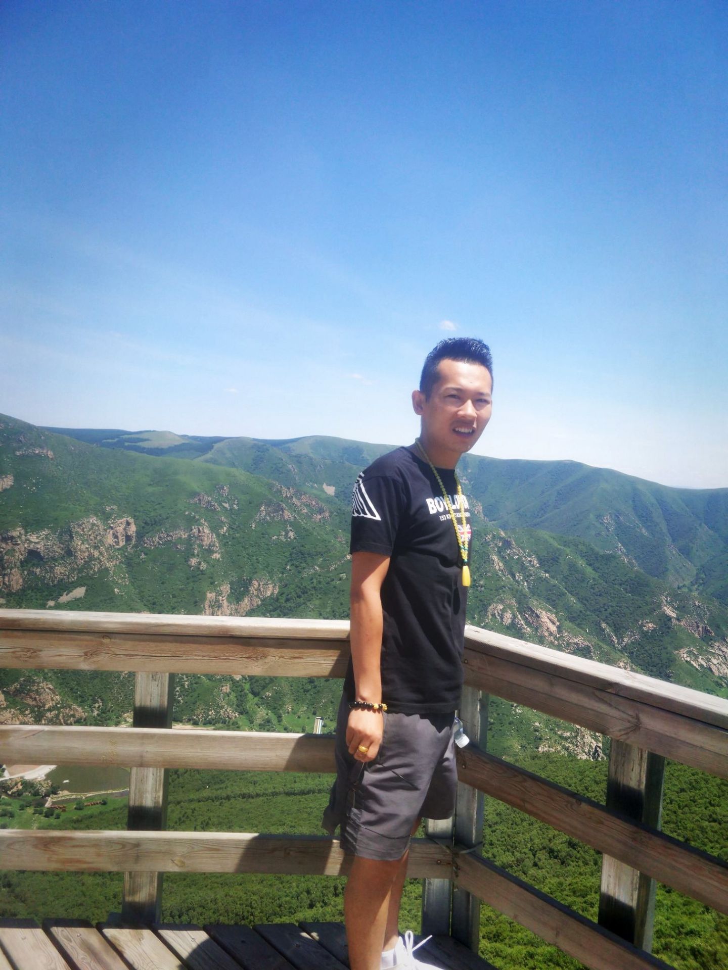 红召九龙湾
