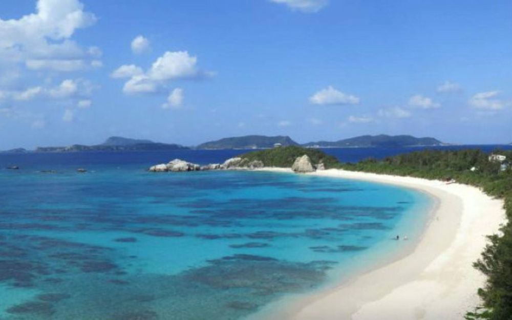 萬座毛 古宇利島 沖繩美麗海水族館 美國村一日遊【中文導遊!