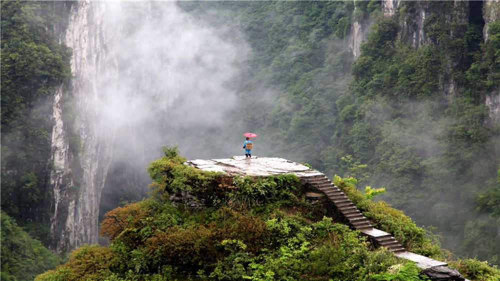 德夯苗寨矮寨大桥天问台一日游多种玩法供您挑选深度体验