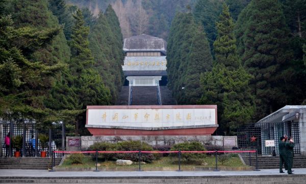 井冈山革命博物馆井冈山烈士陵园挹翠湖公园一日活动红色经典之旅