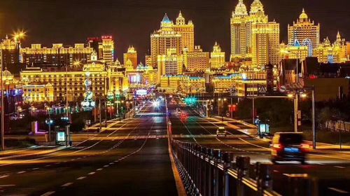 俄罗斯歌舞表演+满洲里绚丽夜景摄影夜游【超优惠套餐:含西餐+夜景游上门接送】线路推荐【携程玩乐】