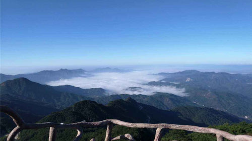 湖北英山大別山南武當旅遊區 薄刀峰 登高賞秋峽谷探幽一日遊【定能不