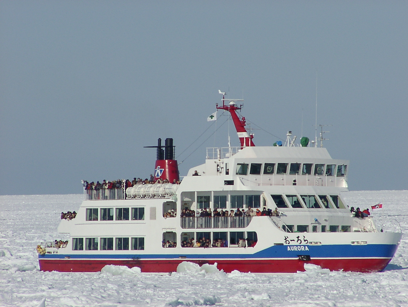 aurora号破冰船一日游【海之幸~长脚蟹腿4根 迷你海鲜盖饭】
