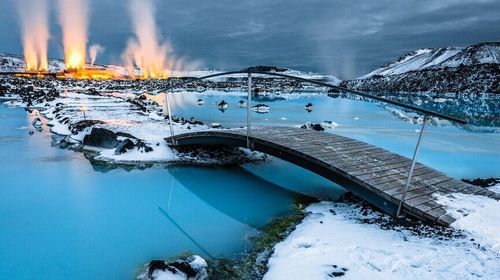 冰岛雷克雅未克蓝湖一日游天然温泉华人司导安全舒适雷克雅未克市区