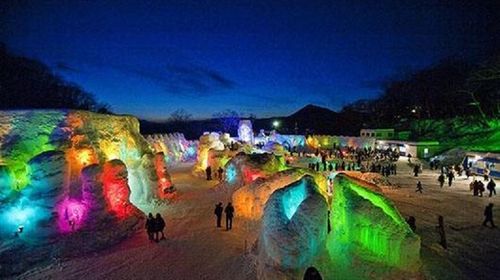 冬季奇景 冰上花火 北海道支笏湖冰雪节 花火大会辉煌之夜 绿牌巴士性价比之选线路推荐 携程玩乐