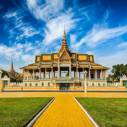 柬埔寨金边+柬埔寨独立纪念碑+金边王宫一日游