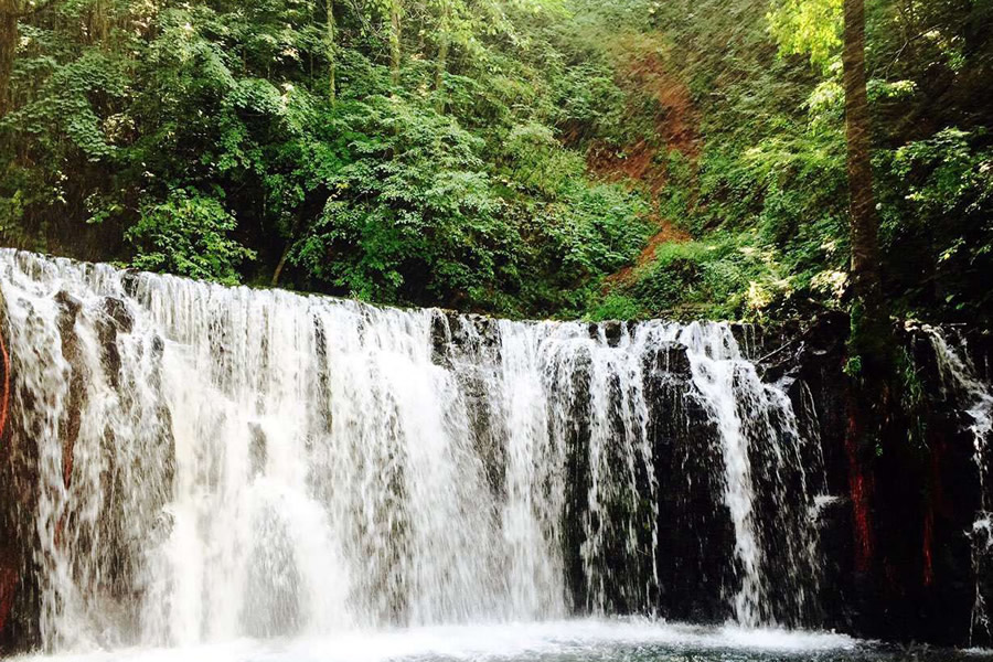 通化吊水壶景区