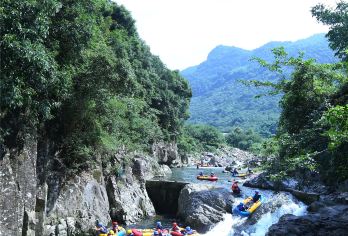 福建福州永泰天门山一日游【独立包车！上门接送！拒绝大团！】【专享超省心包车服务，胡哥旅游家伴司带您感受不一样的天门山风景！】