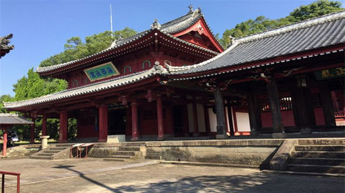 镇西大社诹访神社 崇福寺 长崎新地中华街 滨町商店街一日游 邮轮 游轮 长崎文化购物之旅 线路推荐 携程玩乐