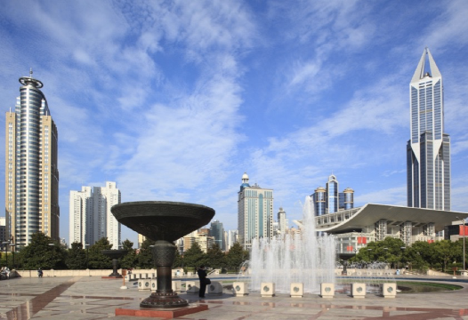 中国上海跑马场半日游人民广场旧时光再回传奇跑马场