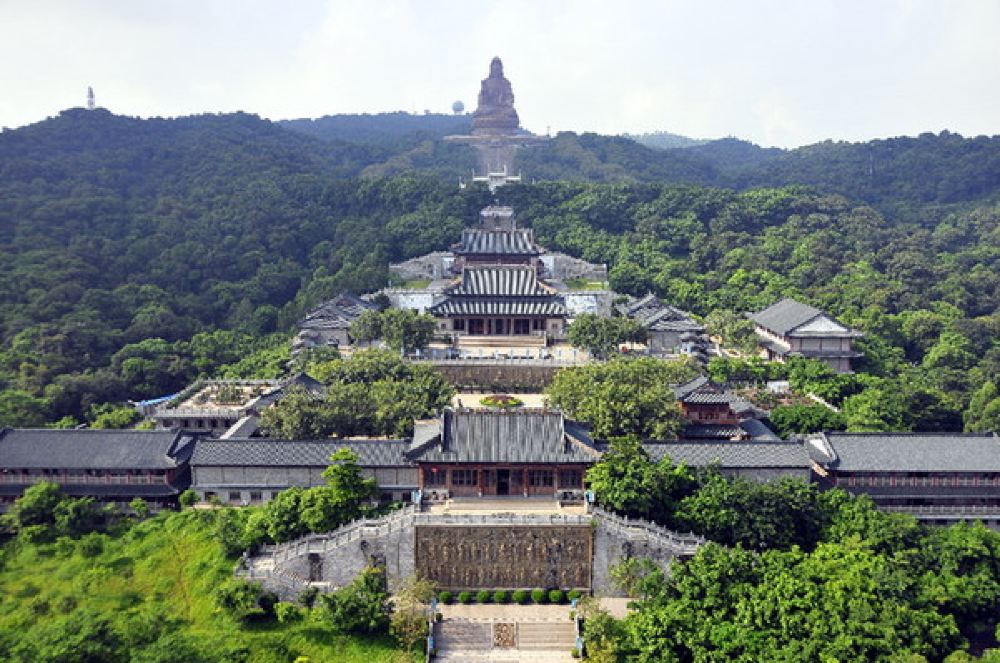 中国江西靖安三爪仑观音岩宝峰寺一日游踏青祈福赏桥戏水吸氧洗肺清凉