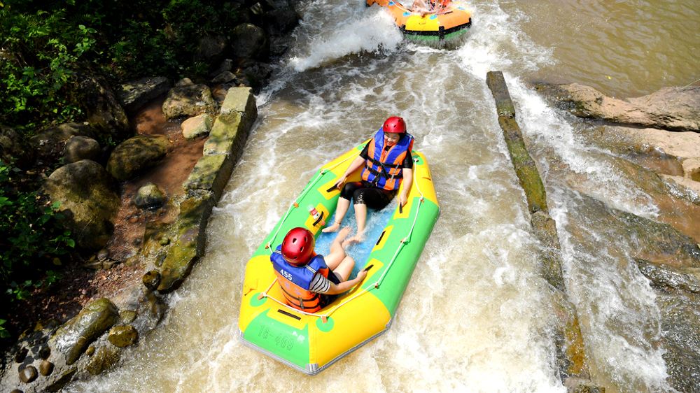 重庆龙泉谷漂流一日游【黎香湖生态园 免费使用储物柜 离主城超近】