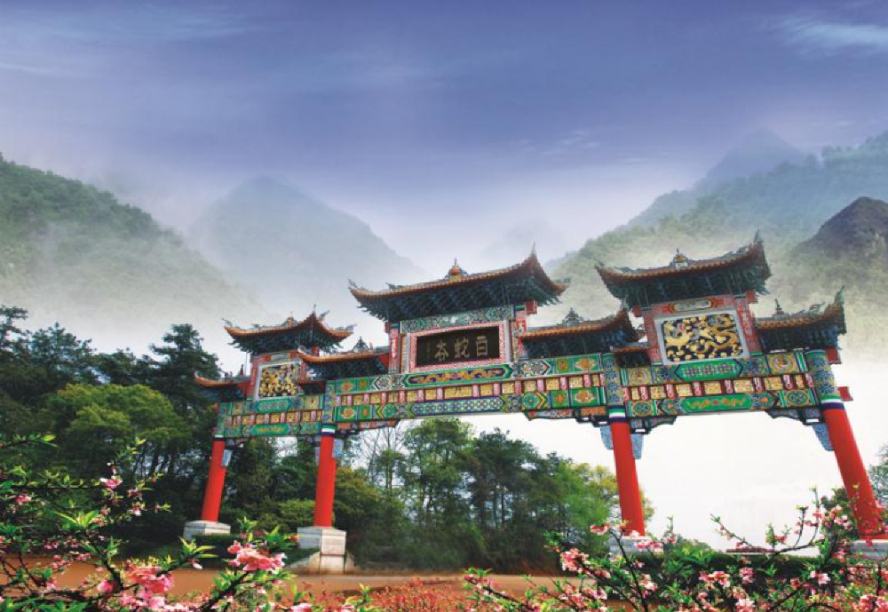 天津白蛇谷风景区一日游体验百米玻璃栈道千米木栈道逛江南水乡