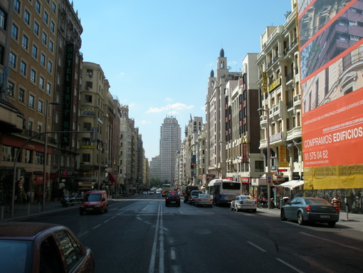 西班牙马德里半日游 寻找马德里大街小巷里三