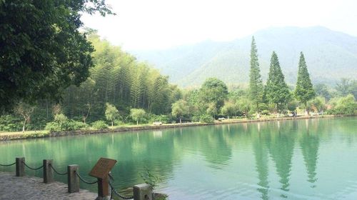 宜兴一日游【张公洞+玻璃栈道+竹林漂流【K1