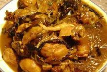 漠河美食图片-小鸡炖蘑菇