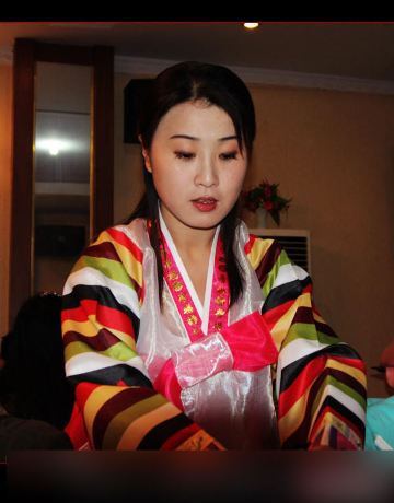 神秘的朝鲜女导游 令人"惊艳"