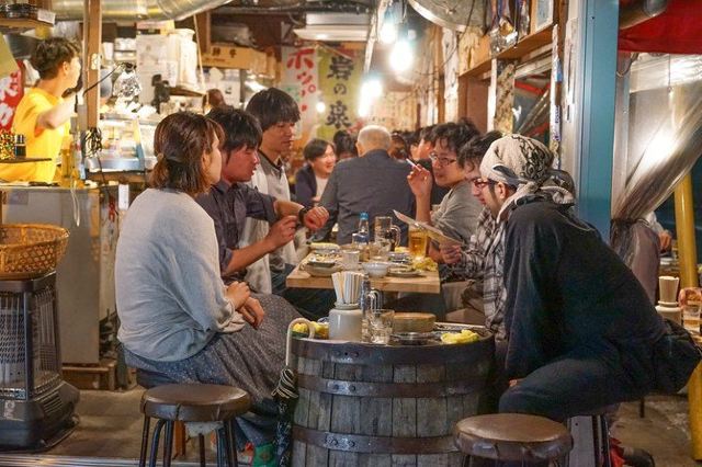 迪拜人均月收入_月关的收入(3)