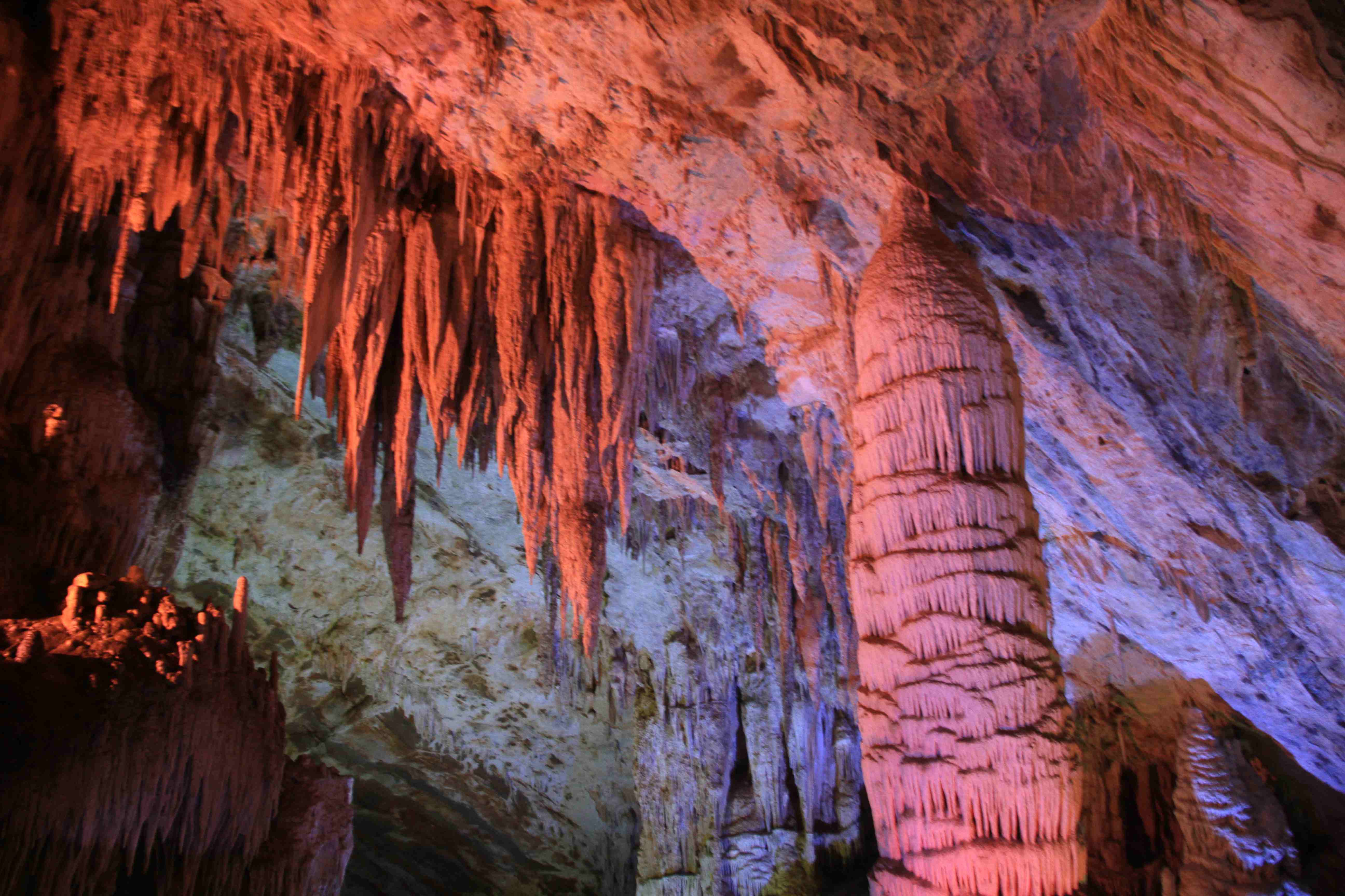 重庆-武隆天生三桥%印象-仙女山-芙蓉洞两日游