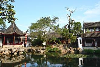 吴侬软语浸泡中的姑娘---苏州!