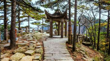 安徽省黄山风景区曙光亭