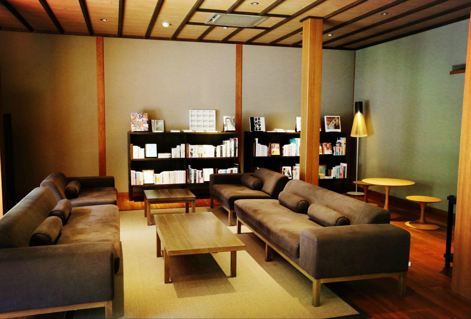 书吧式客厅装修效果图图片