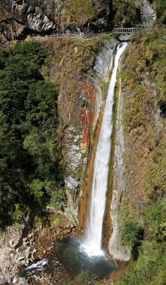 Yun Long Waterfall