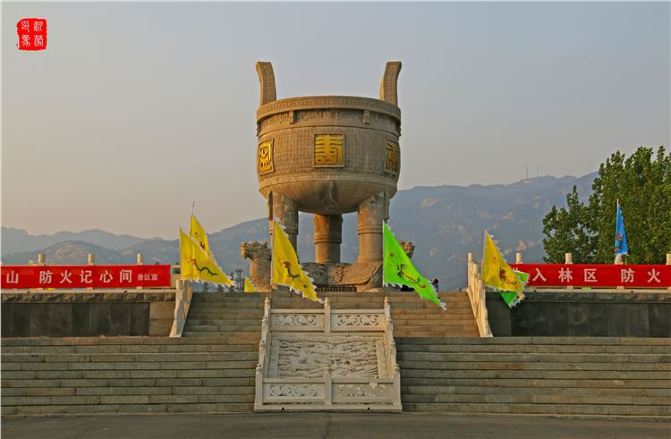 2015年4月 沂蒙山:春日踏春观奇峰,老区拜老品乡情