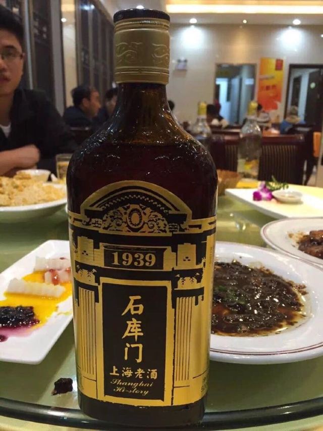 菜:上海大富贵酒楼,光绪七年开业,真正的当地百年老店,菜式都具本帮菜