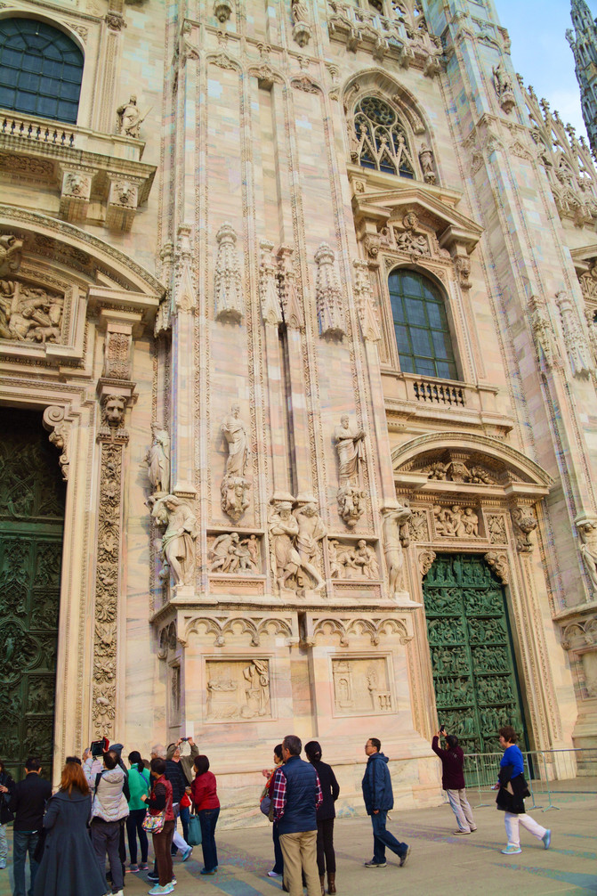 世界知名教堂 CggYsVc72OyAD6xyADCYX0fOphU365_C_671_10000_Q90.jpg