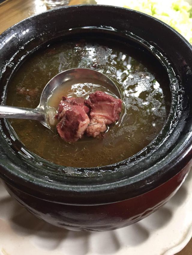 瓦罐排骨汤