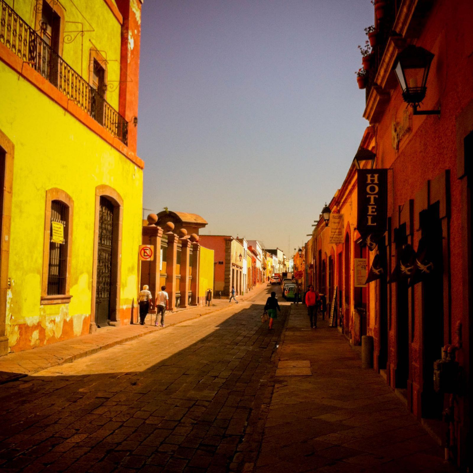 飞9次,去墨西哥当沙发客!