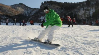 金象山滑雪场2