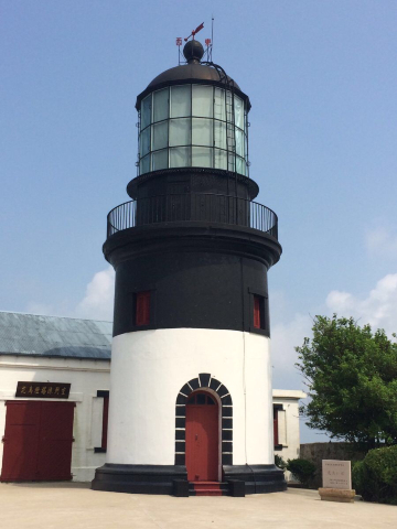 最著名的灯塔,1870年建造 花鸟灯塔