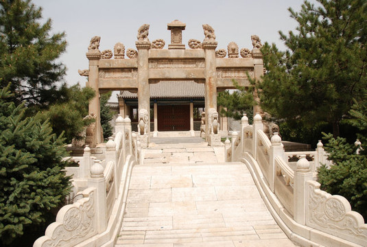 云游浑源县清代一品官员栗毓美大人陵墓