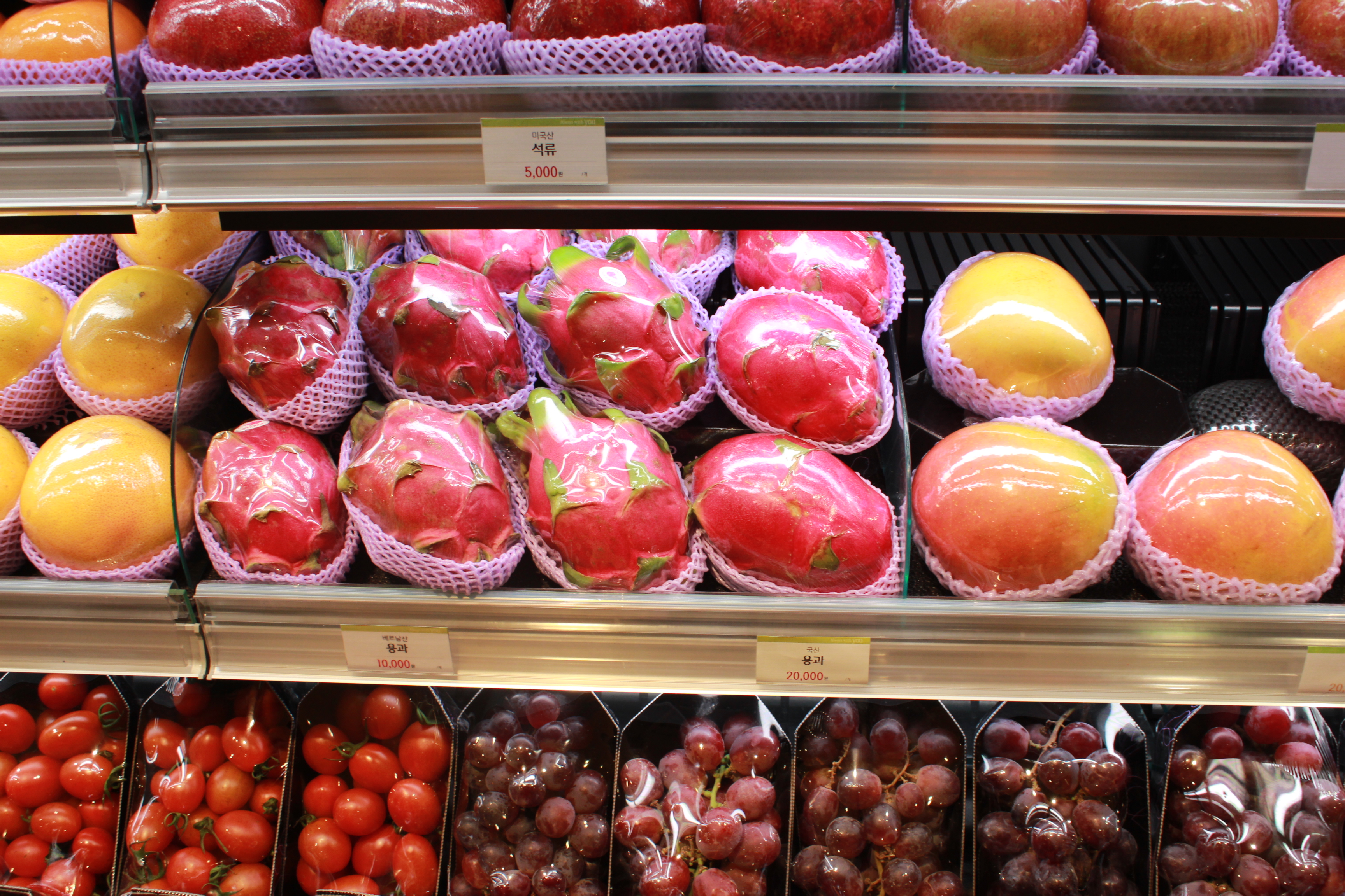 一个20000韩元,就旁边那个,我倒是见识过,成都仁和春天精品超市的澳芒