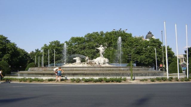 卡诺巴斯·卡斯蒂利奥广场