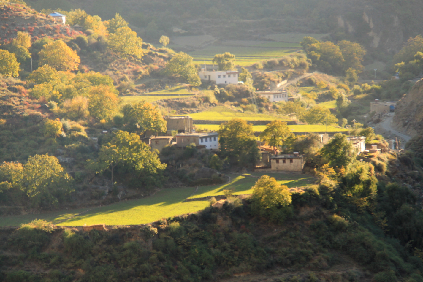 察隅-----察瓦龙风光 察隅县-----察瓦龙乡