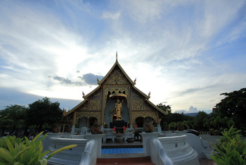 泰国旅游攻略必去城市推荐 494a15a9a7394028bac05a78a4ed34db_C_350_234_Q90.jpg