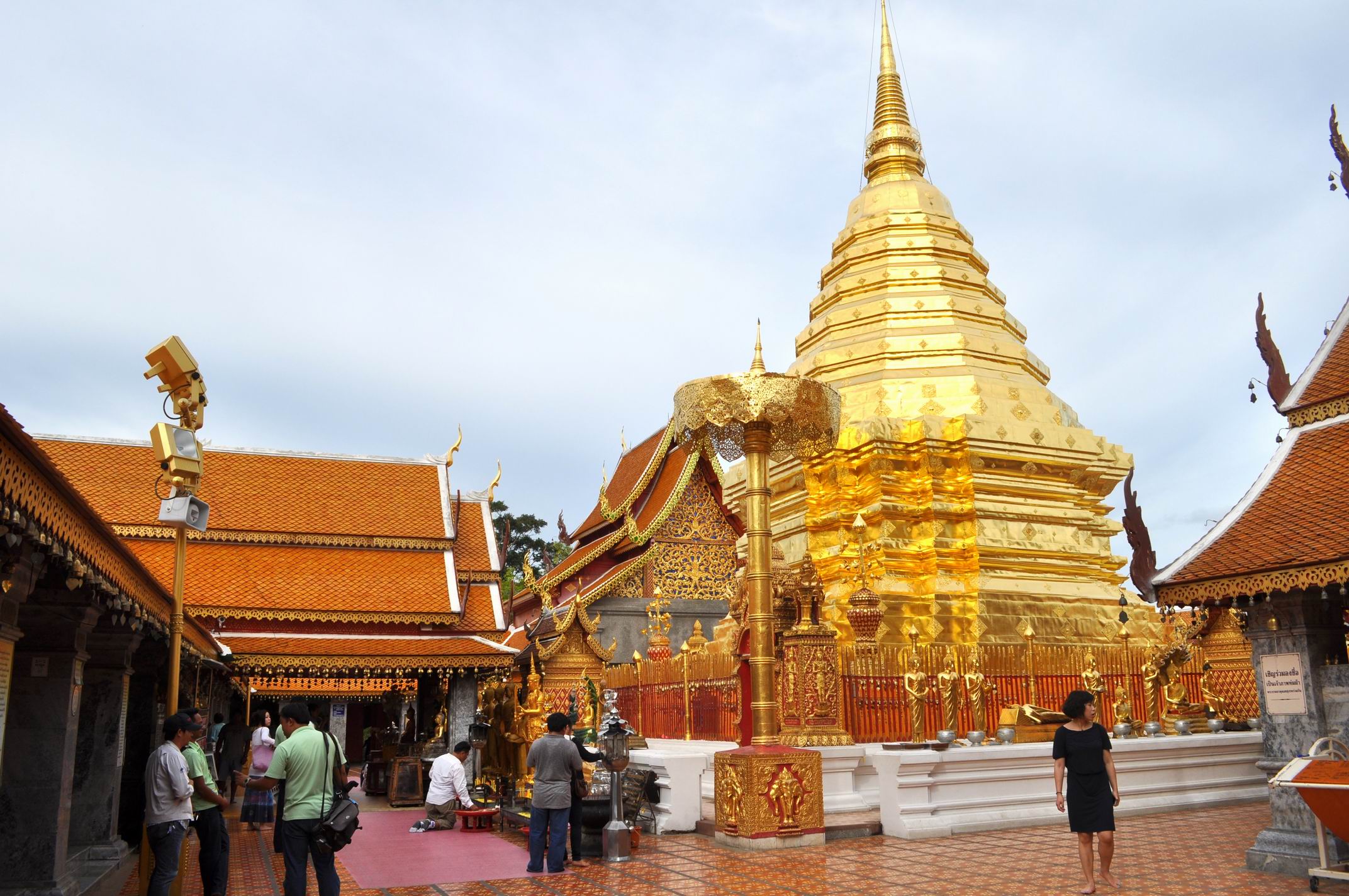 雙龍寺(wat phra that doi suthep) 雙龍寺