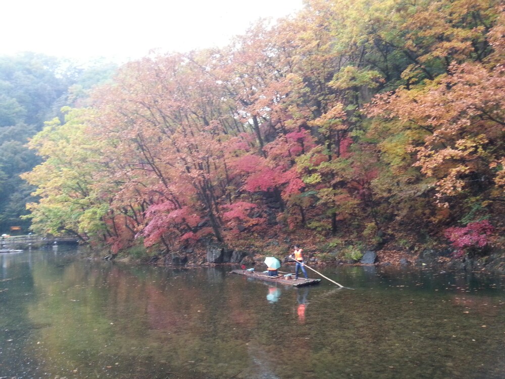 小小竹排湖中游 關門山國家森林公園